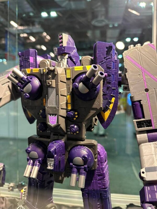 Image Of Titan Class Tidal Wave And Cybertronian Wheeljack Reveals At Cybertron Fest 2023  (28 of 43)
